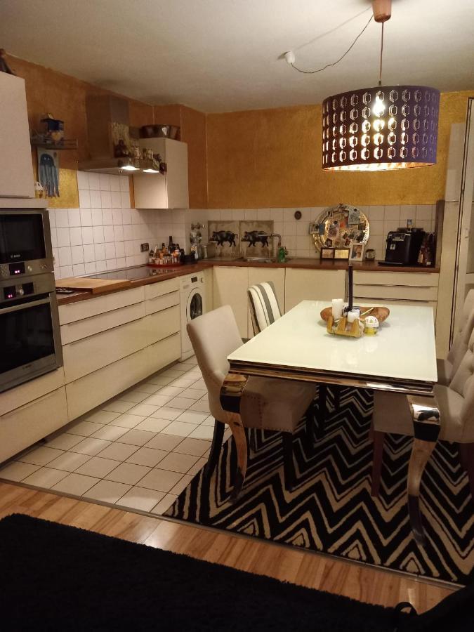 Tolle Private 2-Zimmer Wohnung Im Szene Bezirk Berlin-Friedrichshain Екстер'єр фото